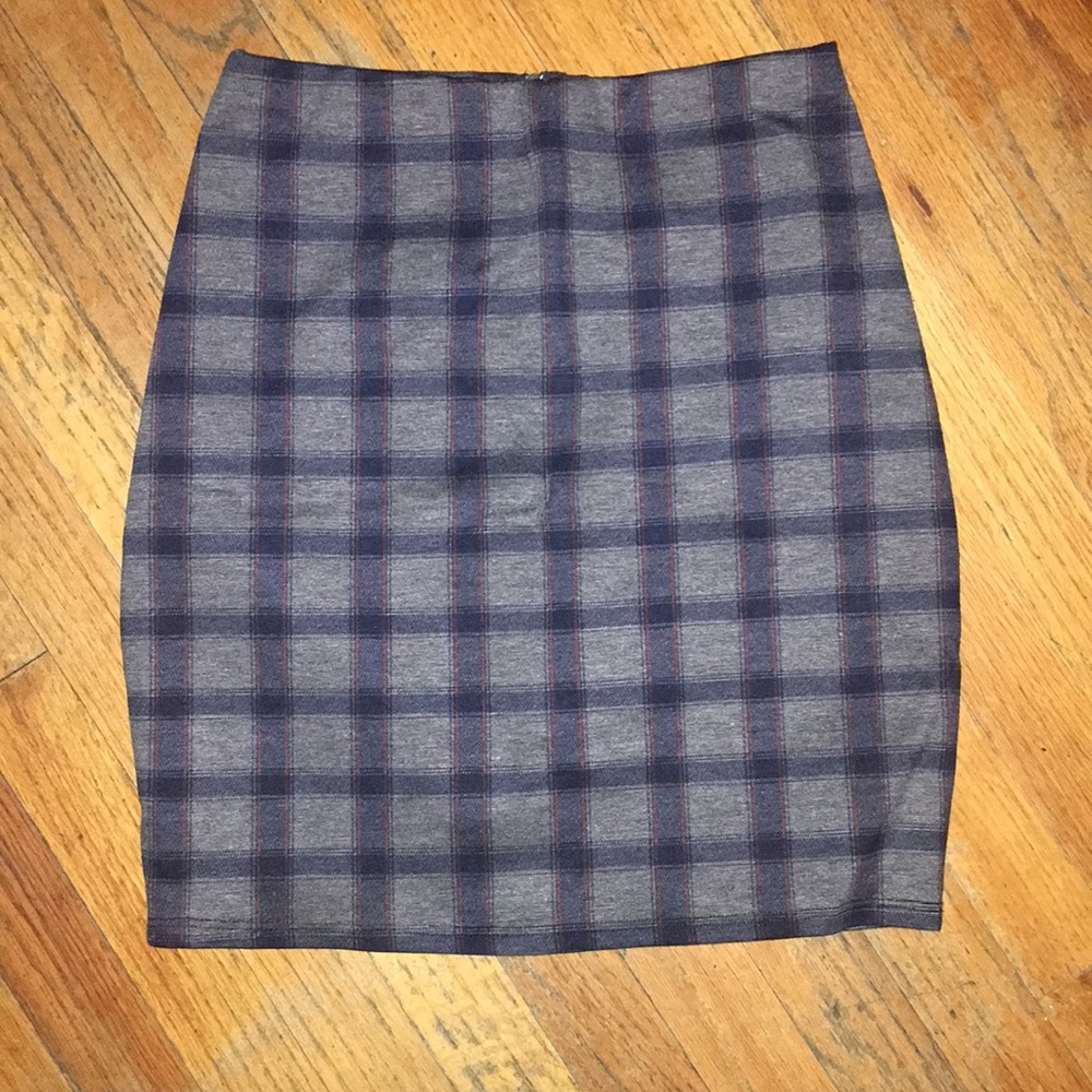 Windsor gray plaid skirt